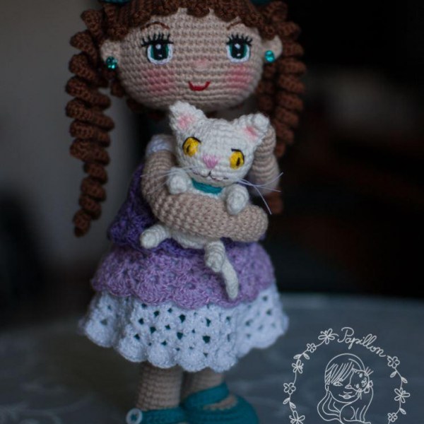 Кукла Алекса амигуруми